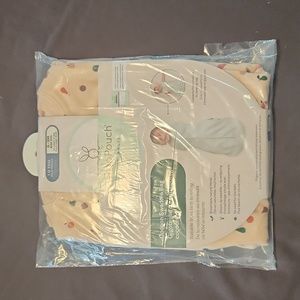 COPY - ergoPouch Australia cocoon swaddle bag, 0 to 3M, peach with fruits